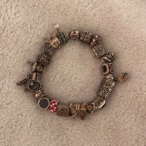 Pandora charm bracelet with 17 charms - Picture 1 of 3